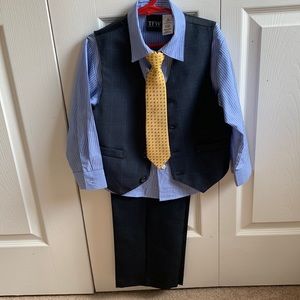 🎉HPx4🎉TFW boys 4-pc.Suite Set.